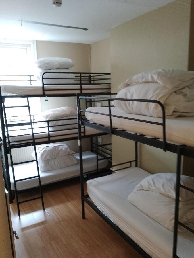 Bell House Hostel Londen Buitenkant foto